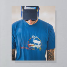 Lade das Bild in den Galerie-Viewer, Jerzees by Russell T-Shirt "Yellowstone Park" 1983 Made in the USA single stitch, blau, L schmal