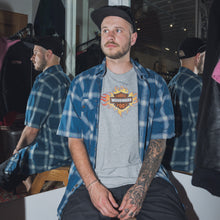 Lade das Bild in den Galerie-Viewer, Hanes Heavyweight T-Shirt Cruise Woodward 2007, grau, L/XL