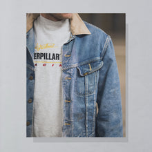 Lade das Bild in den Galerie-Viewer, Fruit of the Loom Sweatshirt "Nascar Caterpillar Racing" 00er, grau, M