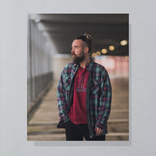 Lade das Bild in den Galerie-Viewer, Hanes Sweatshirt "Newport" 00er Made in Mexico, rot, XL