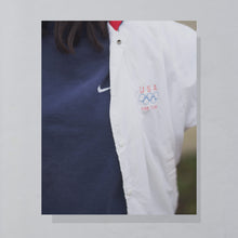 Lade das Bild in den Galerie-Viewer, Nike Sweatshirt "Swoosh" 90er, blau, L/XL