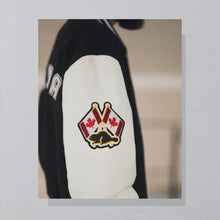Lade das Bild in den Galerie-Viewer, Roots Jacke - Canada - 00er Made in Canada, schwarz/weiß, XL