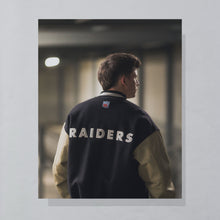 Lade das Bild in den Galerie-Viewer, Nike Team Jacke "Raiders" Made in Canada 90er/00er, schwarz, XL