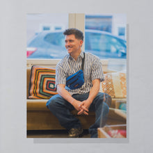 Lade das Bild in den Galerie-Viewer, Eastpak Bauchtasche Made in the USA 90er, blau