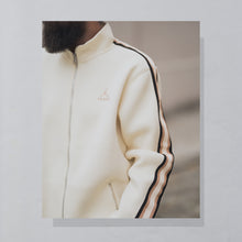 Lade das Bild in den Galerie-Viewer, Jordan x A Ma Maniére Trainingsjacke, beige, XL
