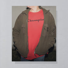 Lade das Bild in den Galerie-Viewer, Champion Sweatshirt Logo, rot, XXL