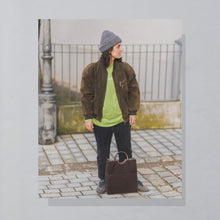 Lade das Bild in den Galerie-Viewer, Gildan Longsleeve "Vintage Allstars", grün, XL schmal