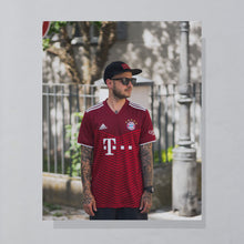 Lade das Bild in den Galerie-Viewer, Adidas Trikot "FC Bayern München" 2021, rot, M/L schmal