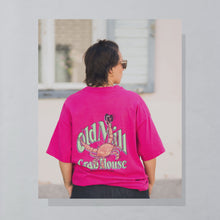 Lade das Bild in den Galerie-Viewer, Hanes Beefy T-Shirt "Old Mill Crab House Delaware" 90er Made in the USA single stitch, pink, XXL