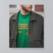 Lade das Bild in den Galerie-Viewer, Velva Sheen T-Shirt "Marine Corps Marathon USMC" 1983 Made in the USA Single Stitch, grün, L/XL