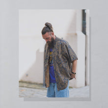 Lade das Bild in den Galerie-Viewer, Hanes T-Shirt "Henry Doorly Zoo Omaha" 90er single stitch made in the USA, lila, XL