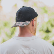 Lade das Bild in den Galerie-Viewer, The North Face Mütze Flexfit Camo, schwarz, XL/XXL