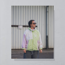 Lade das Bild in den Galerie-Viewer, Mäser Trainingsjacke 90er, grün/lila, L/XL