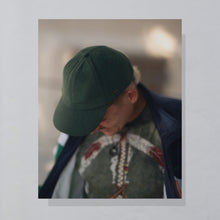 Lade das Bild in den Galerie-Viewer, Clarks Mütze 90er, grün, Einheitsgröße