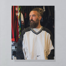 Lade das Bild in den Galerie-Viewer, Nike V-Neck/Sweatshirt dünn "Centerswoosh" 90er, weiß, XL/XXL