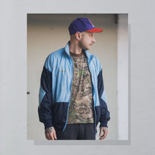 Lade das Bild in den Galerie-Viewer, T-Shirt "Vintage Allstars realtree Pocket Tee" 90er single stitch, grün/braun, S/M
