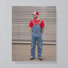 Lade das Bild in den Galerie-Viewer, Russell Athletic T-Shirt "Cleveland Indians Highland Park" Single Stitch Made in the USA, rot, L
