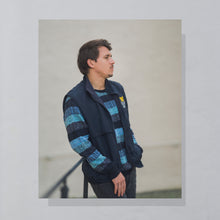 Lade das Bild in den Galerie-Viewer, Jim Spencer Strickpullover 00er, blau, L/XL