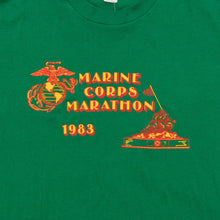 Lade das Bild in den Galerie-Viewer, Velva Sheen T-Shirt &quot;Marine Corps Marathon USMC&quot; 1983 Made in the USA Single Stitch, grün, L/XL
