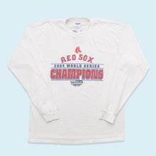 Lade das Bild in den Galerie-Viewer, Gildan Ultra Cotton Longsleeve &quot;Boston Red Sox&quot; World Series Champions 2004, weiß, XL
