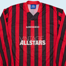 Lade das Bild in den Galerie-Viewer, Umbro Trikot "Vintage Allstars" 90er limitiert, rot/schwarz, L/XL