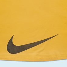Lade das Bild in den Galerie-Viewer, Nike T-Shirt "Swoosh" 90er Made in Greece, gelb, L schmal