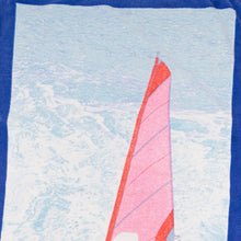 Lade das Bild in den Galerie-Viewer, Tukan Handtuch "Windsurfer", blau