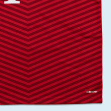 Lade das Bild in den Galerie-Viewer, Adidas Trikot "FC Bayern München" 2021, rot, M/L schmal