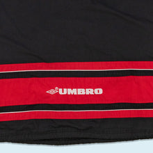 Lade das Bild in den Galerie-Viewer, Umbro Trainingsjacke/ Quarter Zip "Manchester United" 90er, schwarz, XXL breit