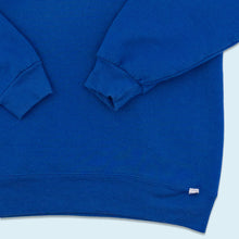 Lade das Bild in den Galerie-Viewer, Russell Athletic Sweatshirt "Wheat Ride" 90er Made in the USA, blau, L/XL