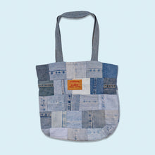 Lade das Bild in den Galerie-Viewer, Reworked Levi's Tasche, blau