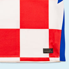 Lade das Bild in den Galerie-Viewer, Nike Trikot "Kroatien" 2020/22, rot/weiß, M