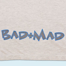 Lade das Bild in den Galerie-Viewer, Bad + Mad T-Shirt 90er/00er, grau, L breit