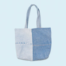 Lade das Bild in den Galerie-Viewer, Reworked Levi's Tasche, blau