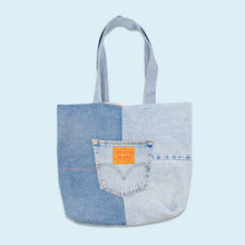 Lade das Bild in den Galerie-Viewer, Reworked Levi's Tasche, blau