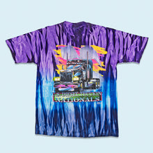 Lade das Bild in den Galerie-Viewer, Cal Cru T-Shirt "Diesel Truckin Nationals by Dirt Shirts" 1997 Deadstock made in the USA single stitch, blau/lila batik, XL