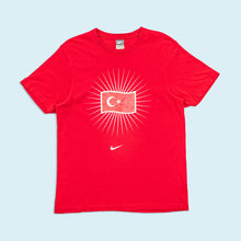 Lade das Bild in den Galerie-Viewer, Nike T-Shirt "Türkei" 2000er, rot, M/L