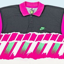 Lade das Bild in den Galerie-Viewer, Nike Challenge Court Poloshirt "Andre Agassi" 90er Made in Italy, weiß/schwarz/lila, M/L