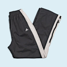 Lade das Bild in den Galerie-Viewer, Adidas Trainingshose "wide leg" 2001 Made in the Phillipines, schwarz/weiß, S/M