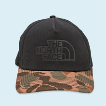 Lade das Bild in den Galerie-Viewer, The North Face Mütze Flexfit Camo, schwarz, XL/XXL