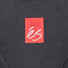 Lade das Bild in den Galerie-Viewer, ès Longsleeve Skateboarding 00er, schwarz, M/L