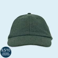 Lade das Bild in den Galerie-Viewer, Clarks Mütze 90er, grün, Einheitsgröße