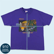 Lade das Bild in den Galerie-Viewer, Hanes T-Shirt "Henry Doorly Zoo Omaha" 90er single stitch made in the USA, lila, XL