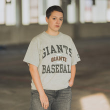 Lade das Bild in den Galerie-Viewer, Starter T-Shirt Giants Baseball Made in the USA 1996, grau, L