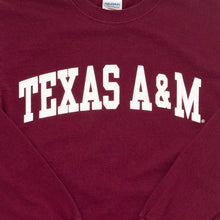 Lade das Bild in den Galerie-Viewer, Gildan Longsleeve "Texas A&M", rot, S