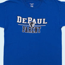 Lade das Bild in den Galerie-Viewer, Champion T-Shirt De Paul Parent, blau, L