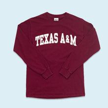 Lade das Bild in den Galerie-Viewer, Gildan Longsleeve "Texas A&M", rot, S
