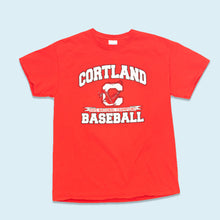 Lade das Bild in den Galerie-Viewer, Gildan T-Shirt "Cortland Baseball National Champions", 2015, rot, M
