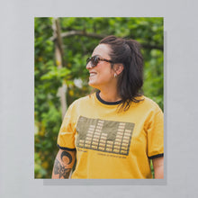 Lade das Bild in den Galerie-Viewer, T-Shirt "Export Gold Bier" 2004, gelb, L
