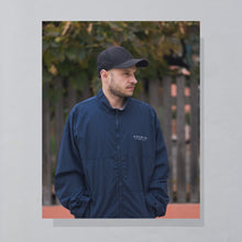 Lade das Bild in den Galerie-Viewer, Reebok Trainingsjacke 00er, blau, L
